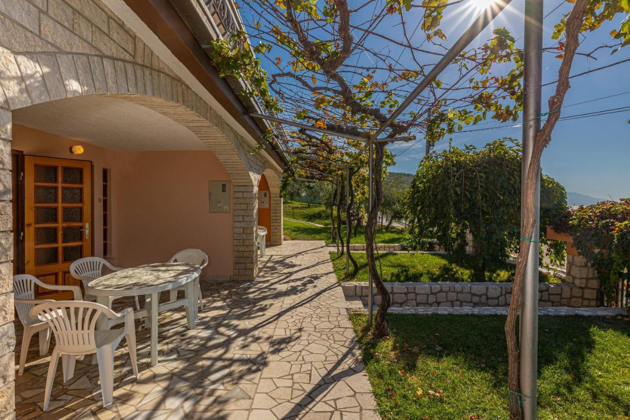 Apartments Francoise Crikvenica Zewnętrze zdjęcie