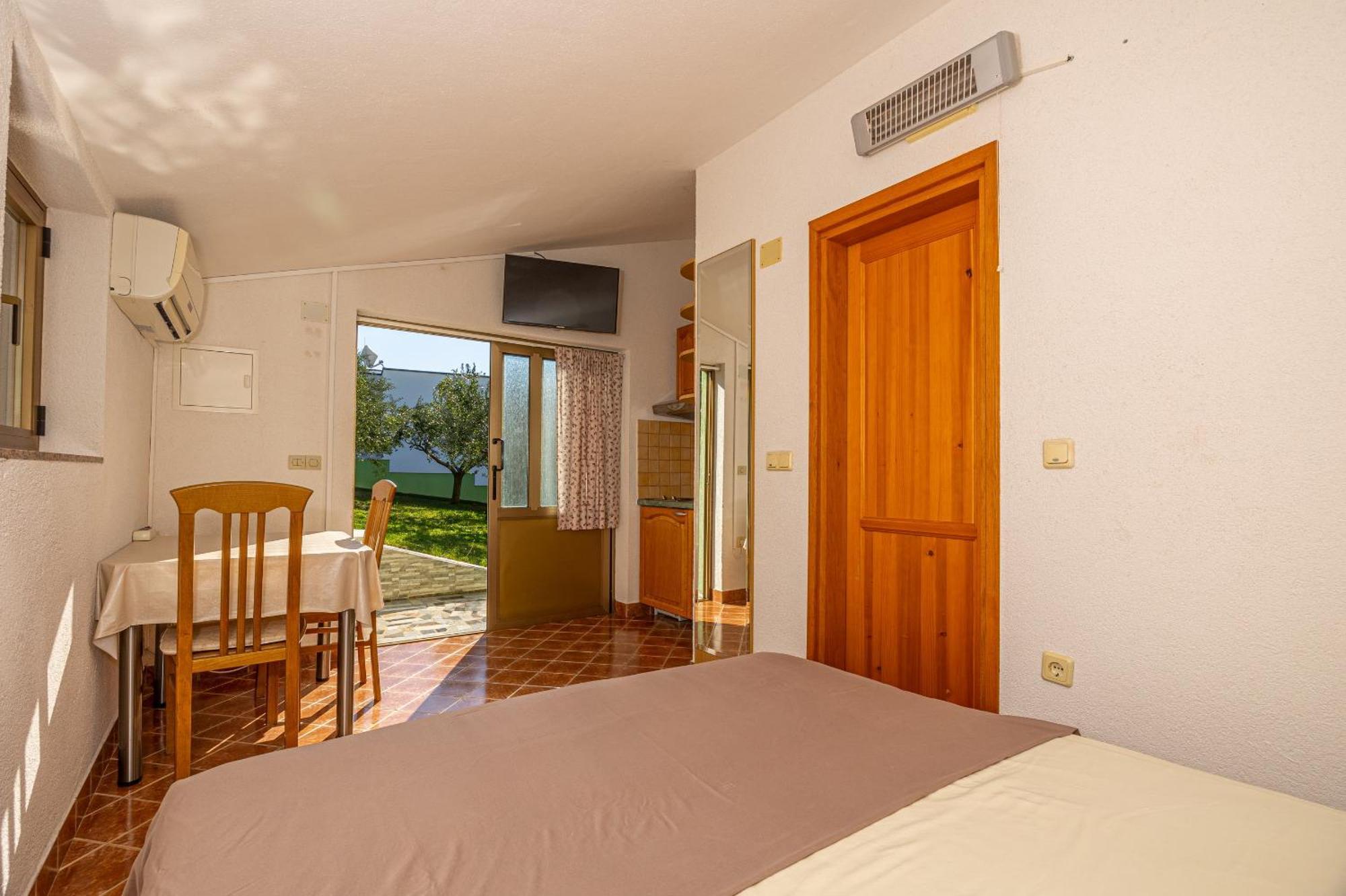Apartments Francoise Crikvenica Zewnętrze zdjęcie