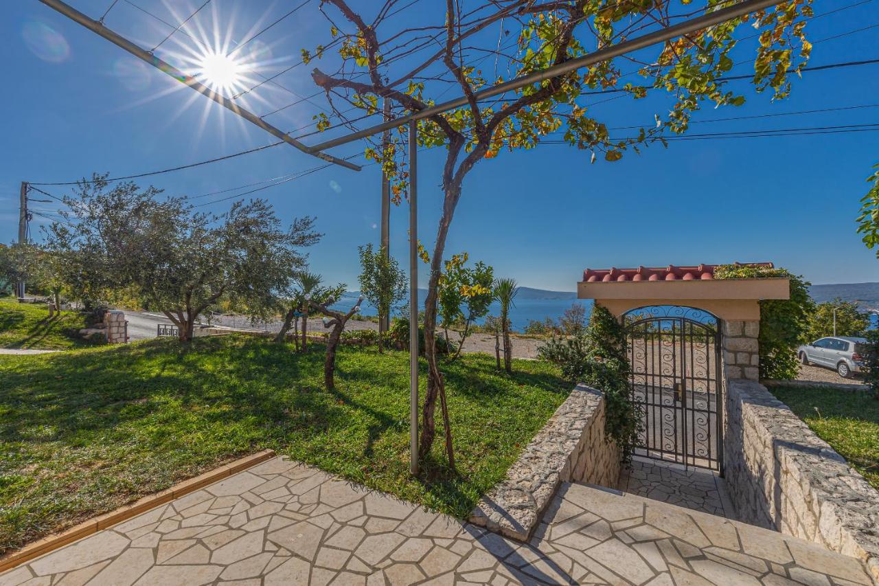 Apartments Francoise Crikvenica Zewnętrze zdjęcie