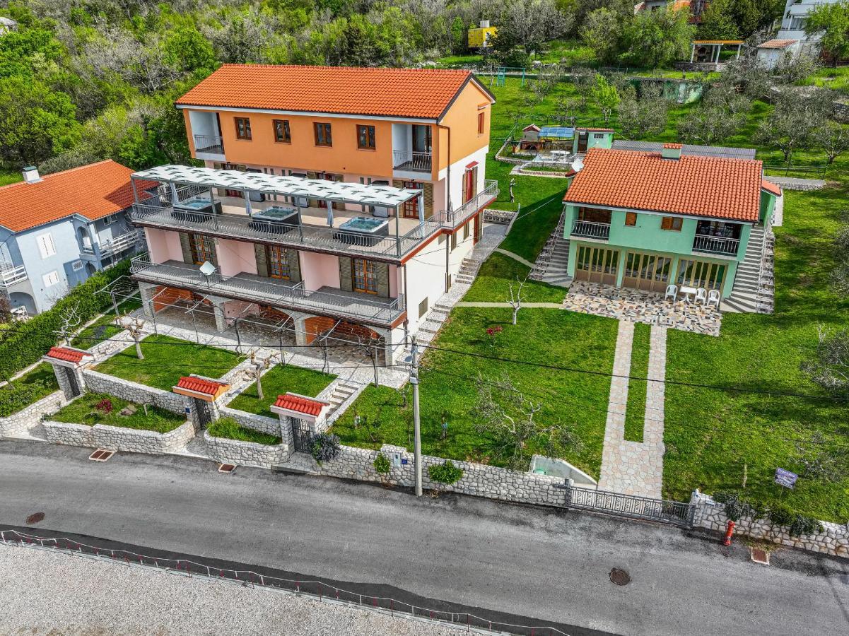 Apartments Francoise Crikvenica Zewnętrze zdjęcie