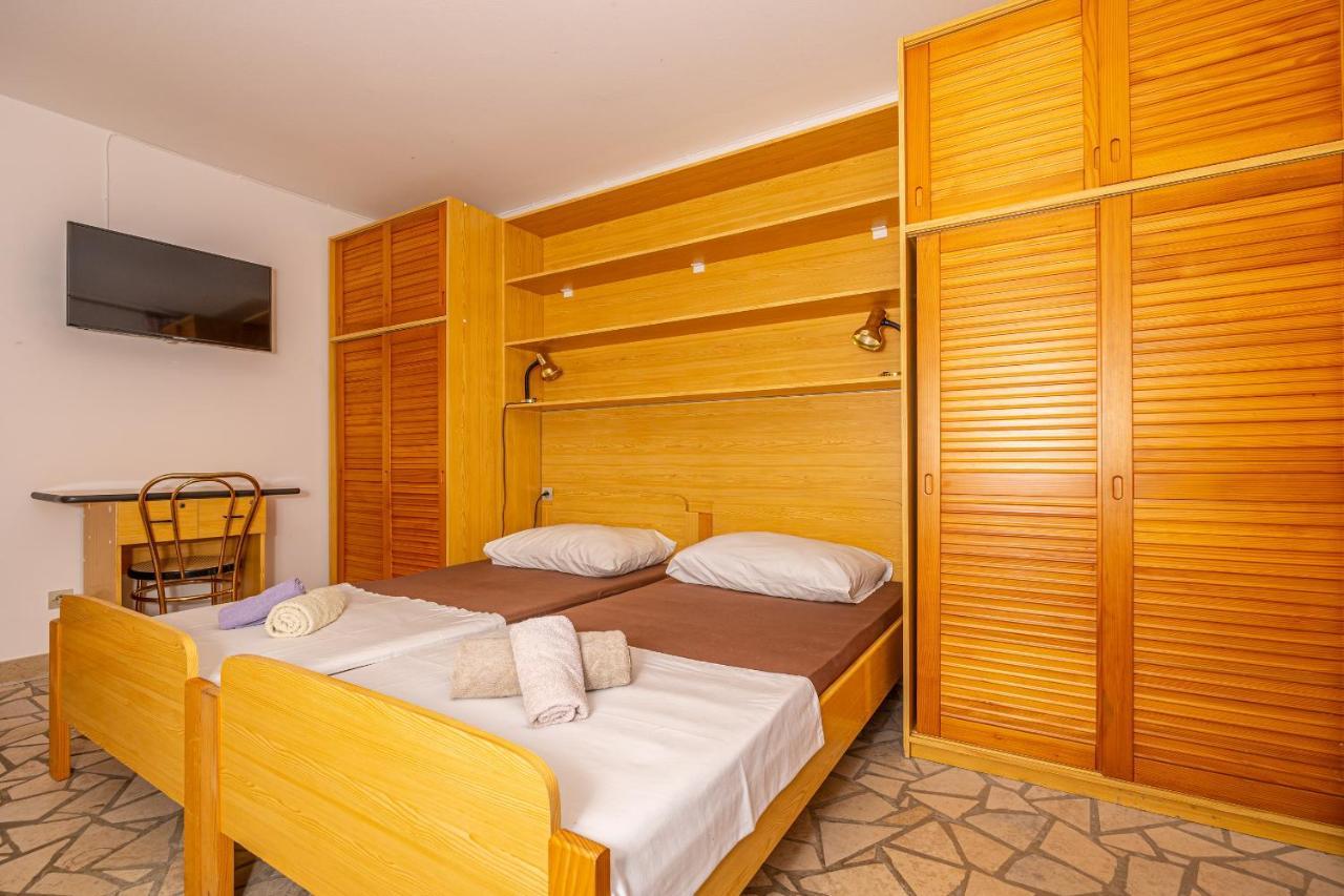 Apartments Francoise Crikvenica Zewnętrze zdjęcie