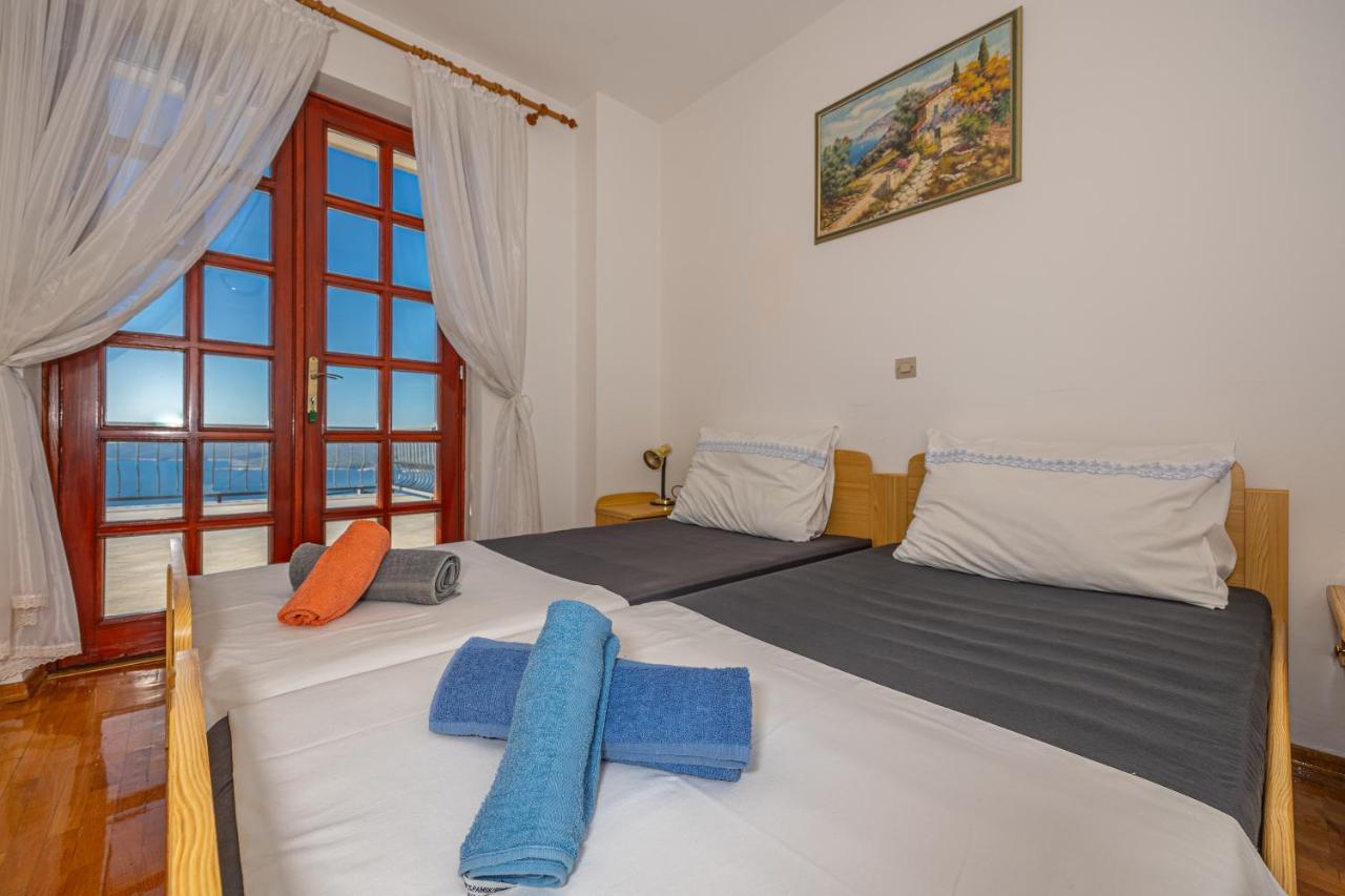 Apartments Francoise Crikvenica Zewnętrze zdjęcie