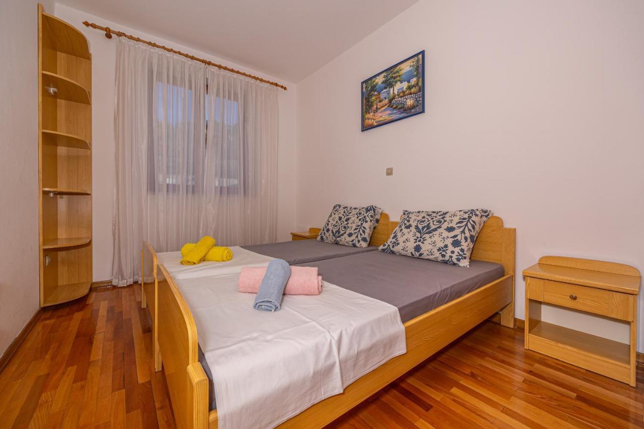 Apartments Francoise Crikvenica Zewnętrze zdjęcie